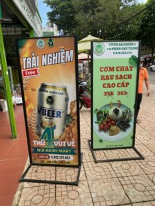 In ấn quảng cáo ngoài trời – Banner, Standee, Poster